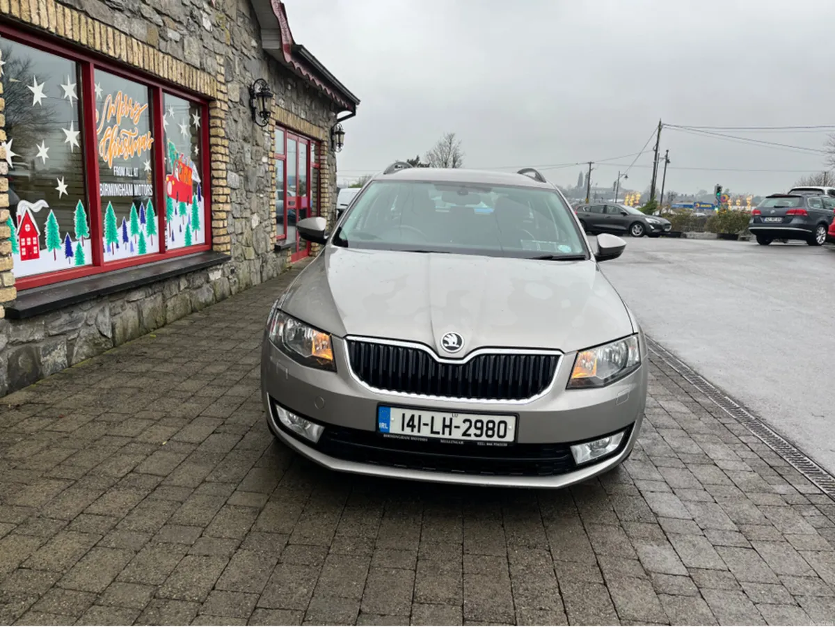 Skoda Octavia 1.6 TDI CR ELEGANCE  5DR - Image 1
