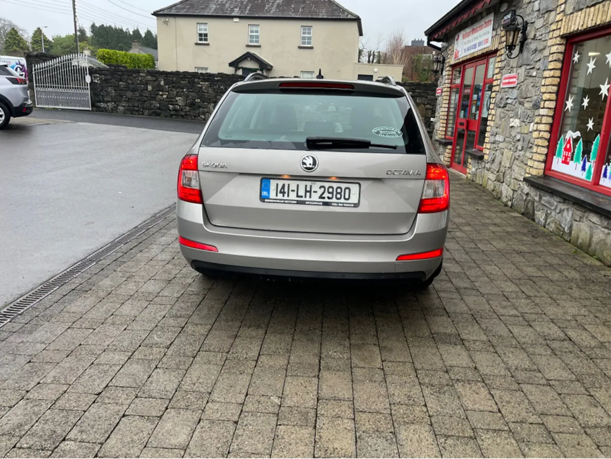 Skoda Octavia 1.6 TDI CR ELEGANCE  5DR - Image 2