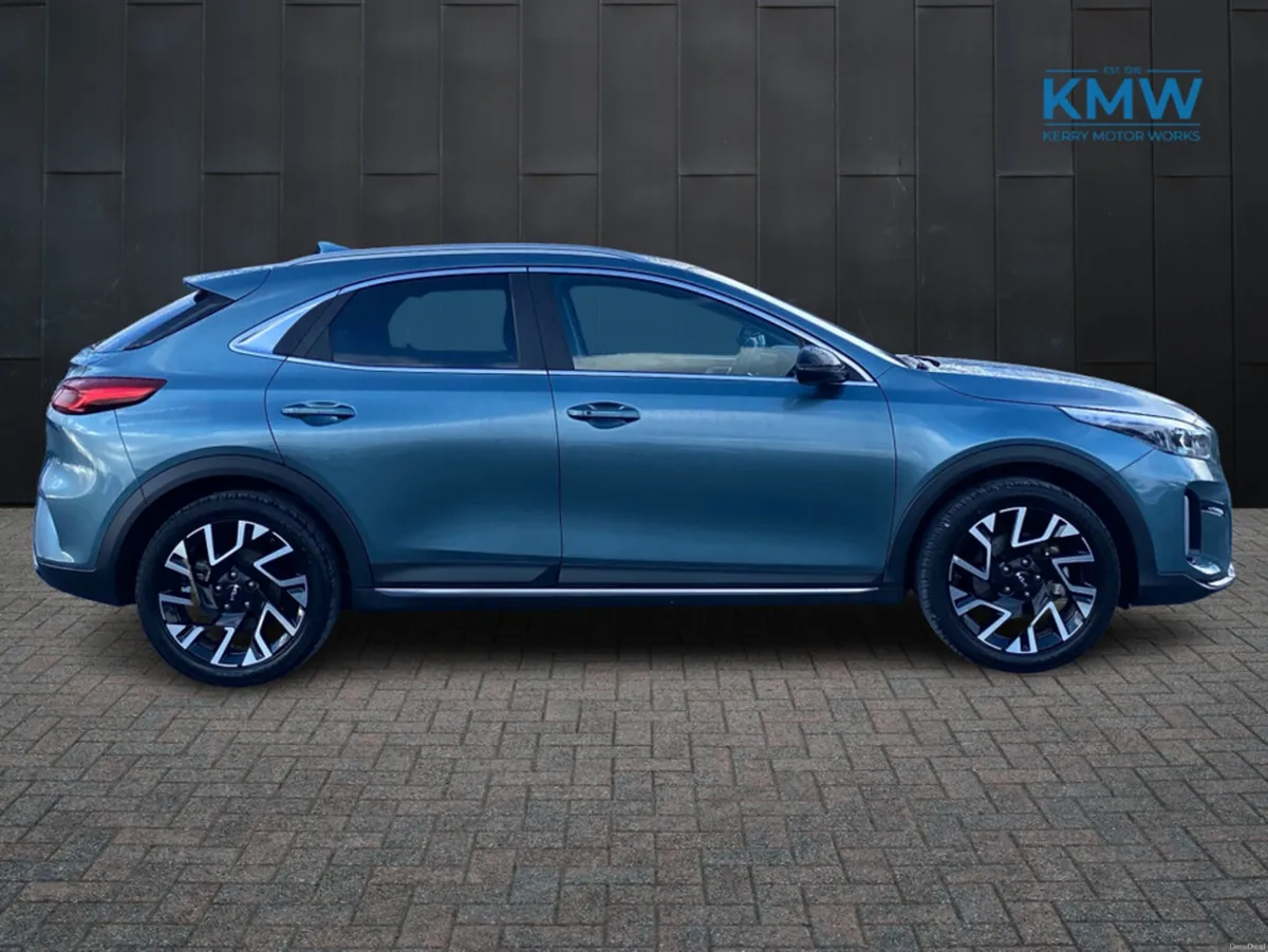 Kia XCeed 1.6 PHEV Auto..Full Leather - Image 4