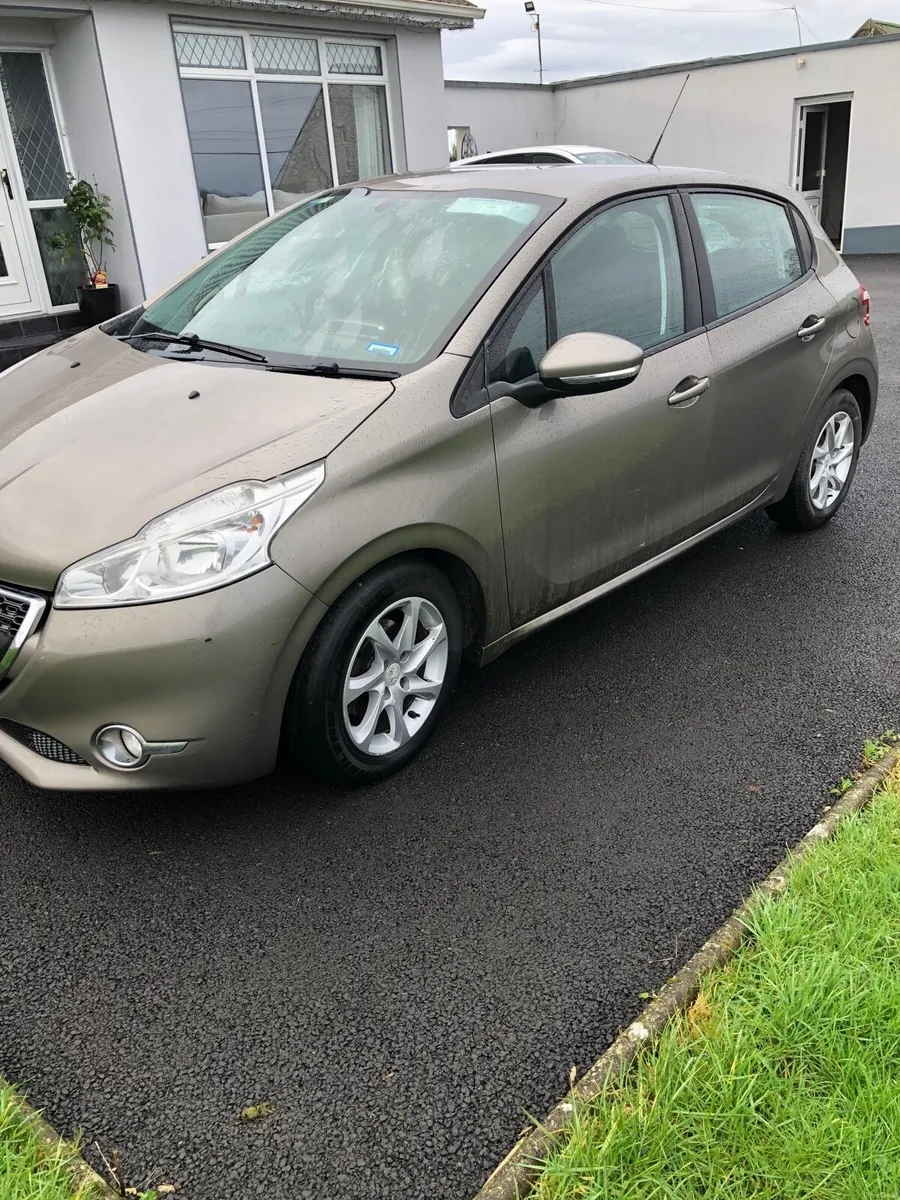 LOW MILES 208 Diesel - Image 2