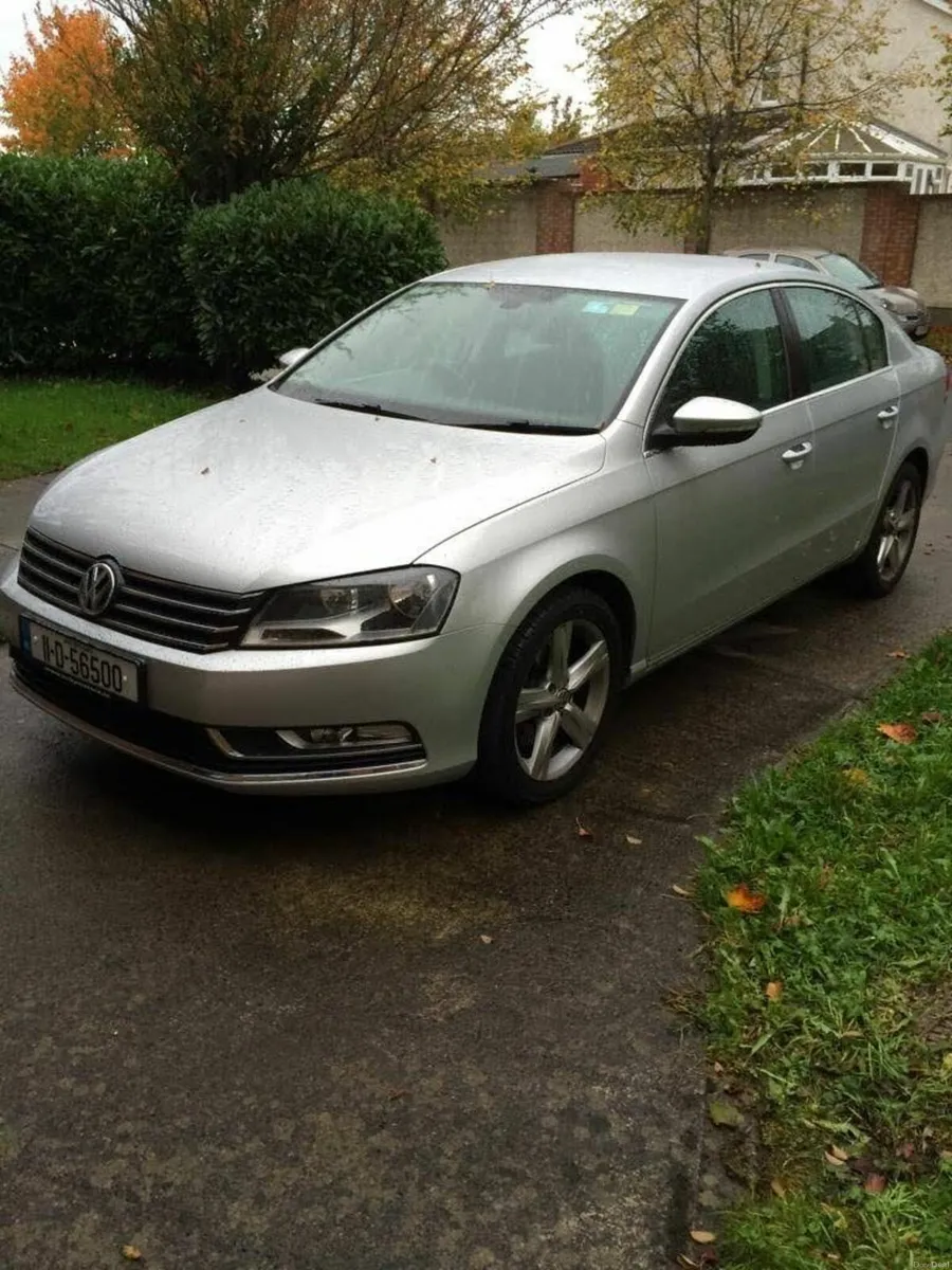 Volkswagen Passat Automatic - Image 1