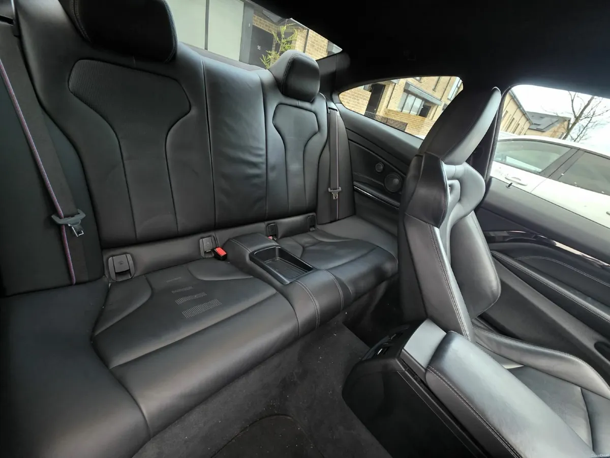 BMW M4 Competition 2017 LCI - Image 2