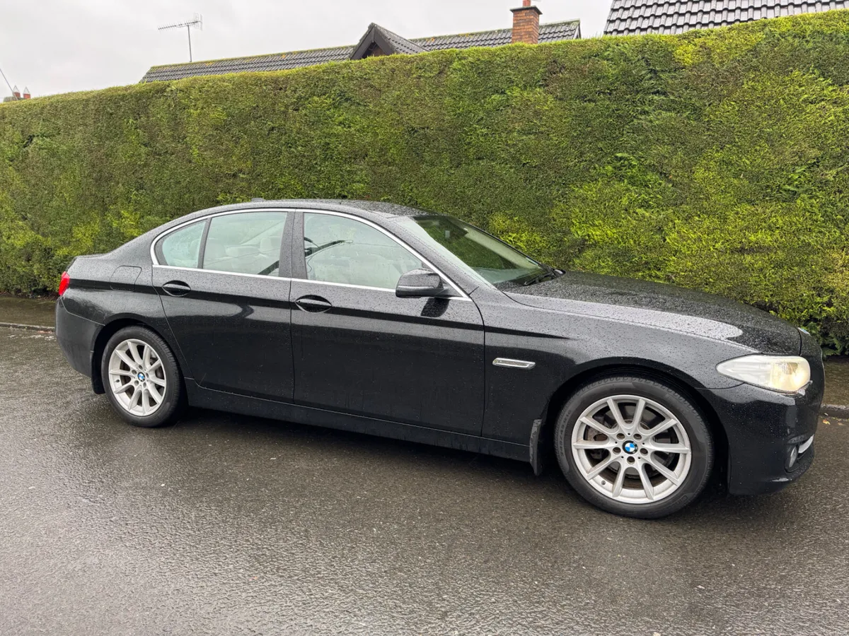 BMW 520d automatic LOW MILEAGE - Image 1