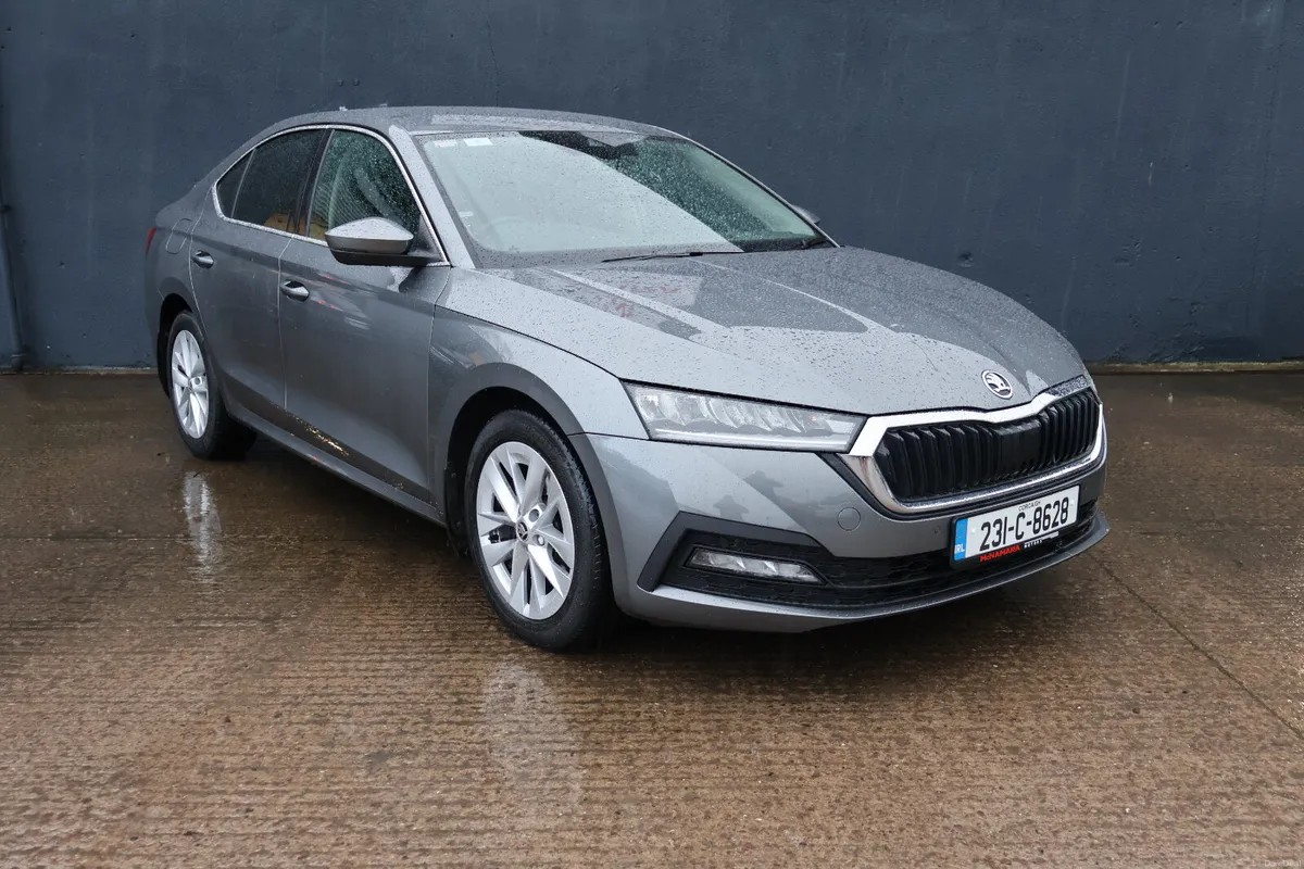 Skoda Octavia Ambition Only 31,000Km Exceptional - Image 3