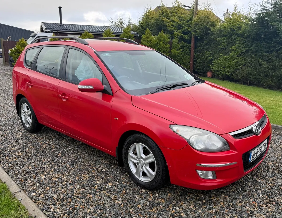 Hyundai i30 - Image 1