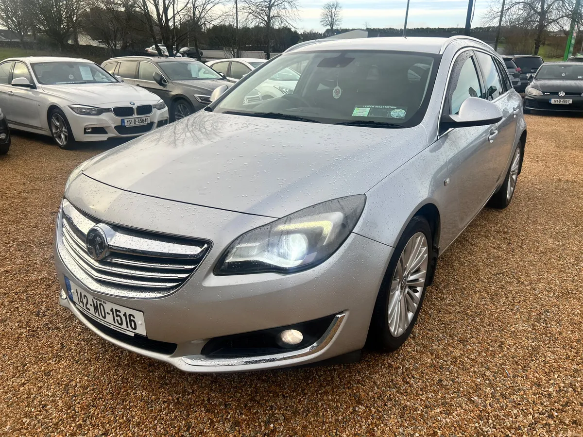 Vauxhall Insignia estate - Image 3