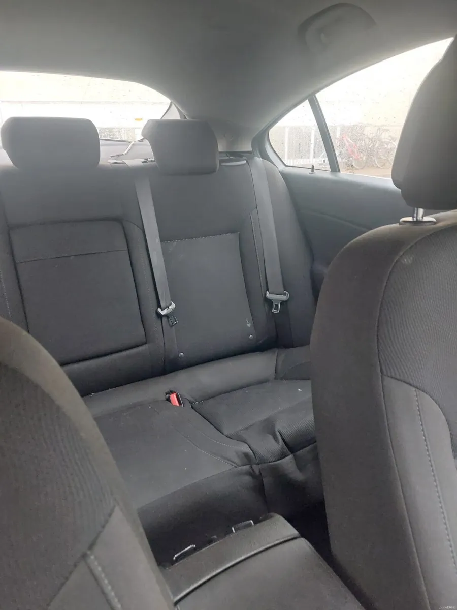 2011 Opel Insignia NCT 5/26 Tax 4/26 - Image 3