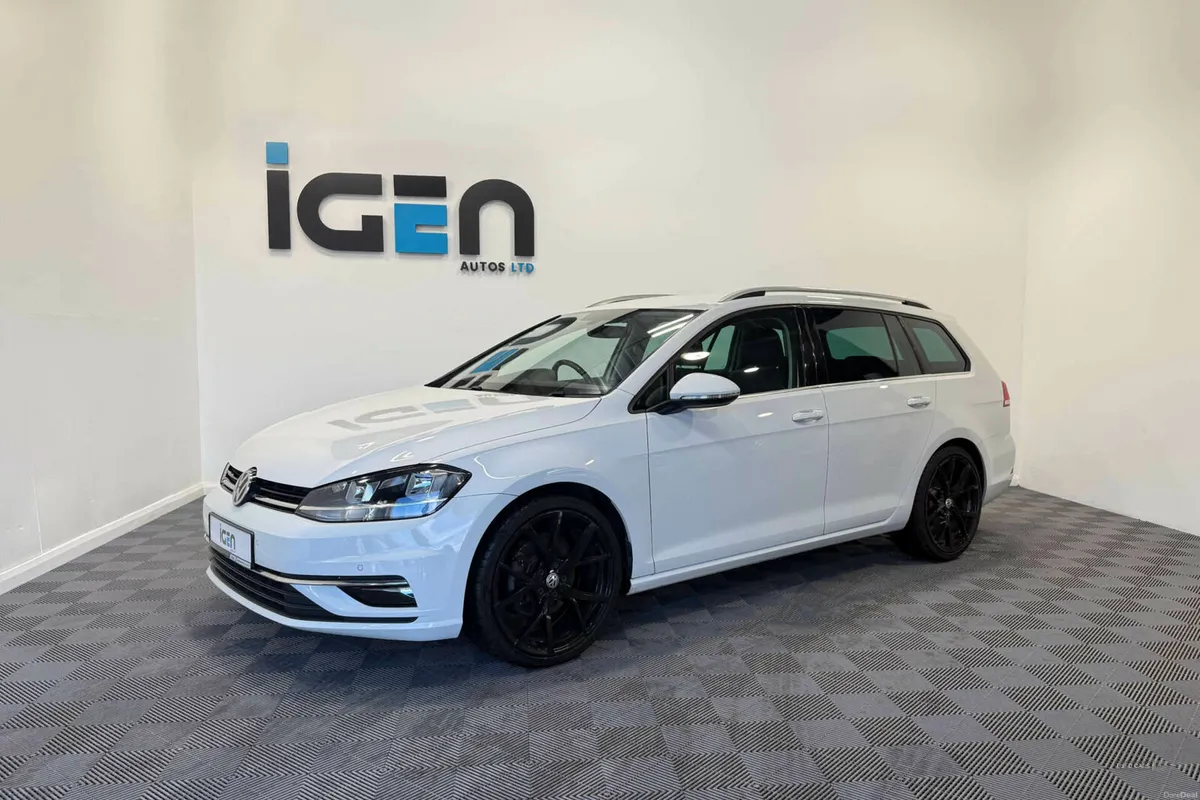 Volkswagen Golf 1.5 Golf GT TSi Evo Semi-Auto 5dr - Image 1