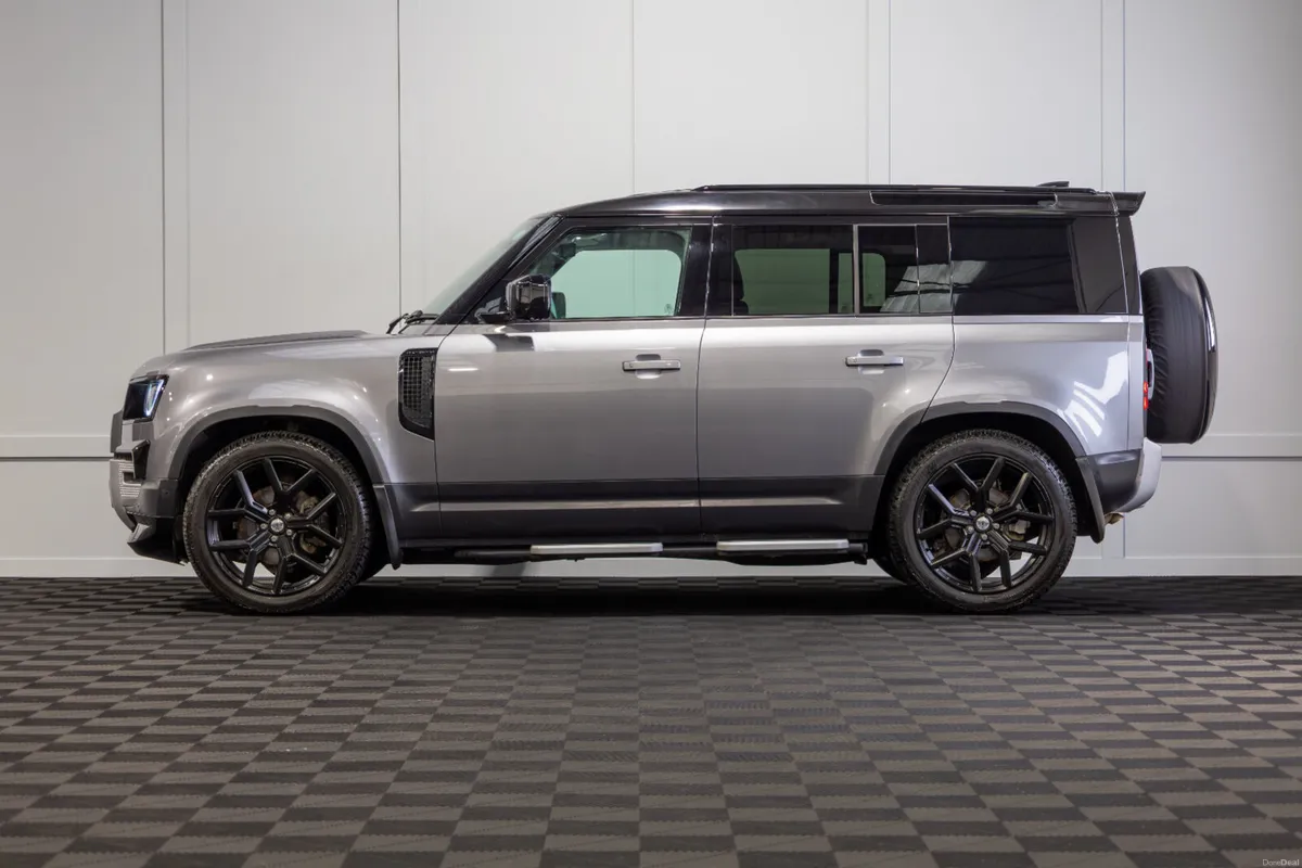 222 Land Rover Defender 110 D250 2 Seat Commercial - Image 3