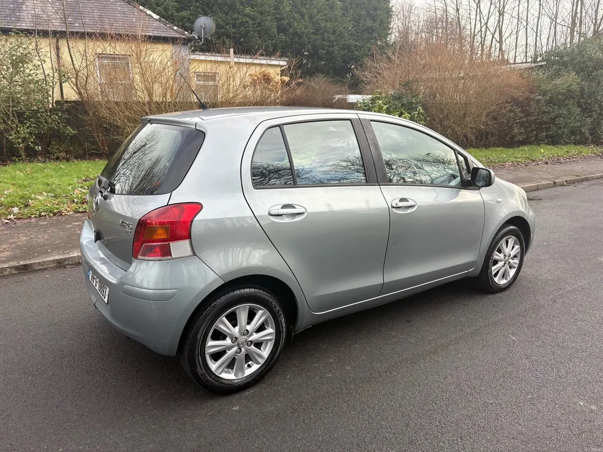2009 Toyota Yaris 1.3 Petrol NCT 10/26 - Image 3