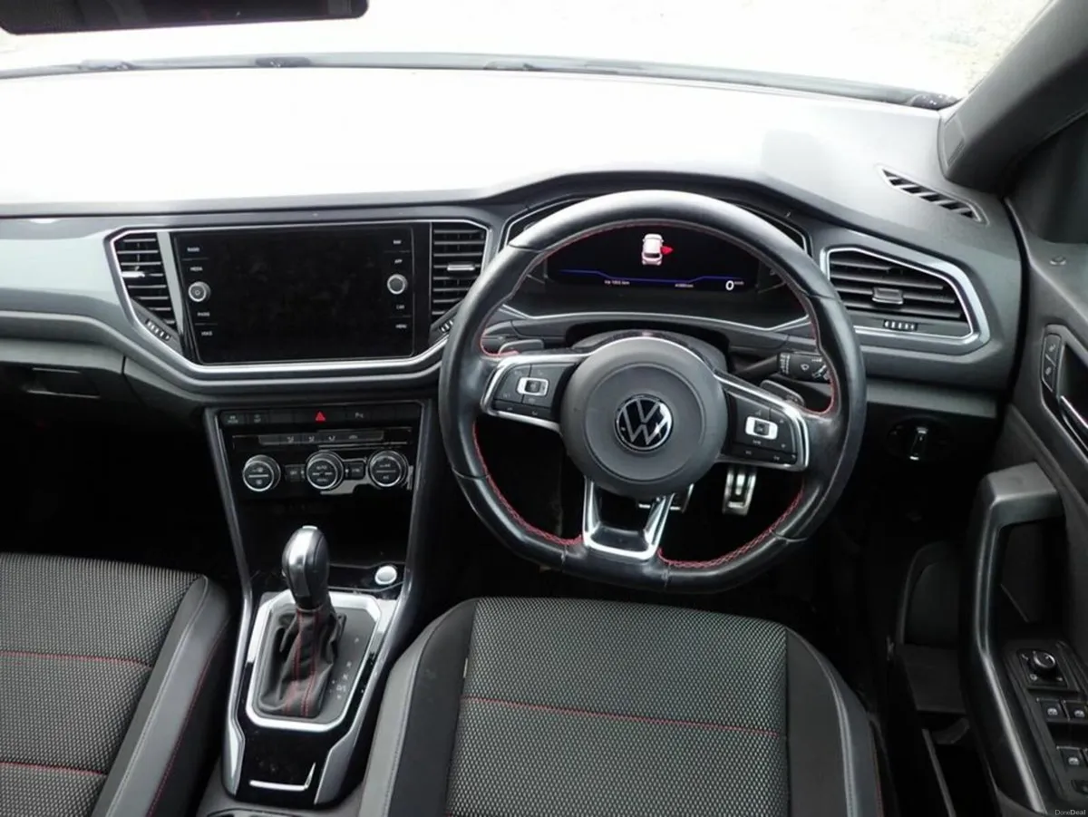 Volkswagen T-Roc 2.0 TDI SPORT - Image 2