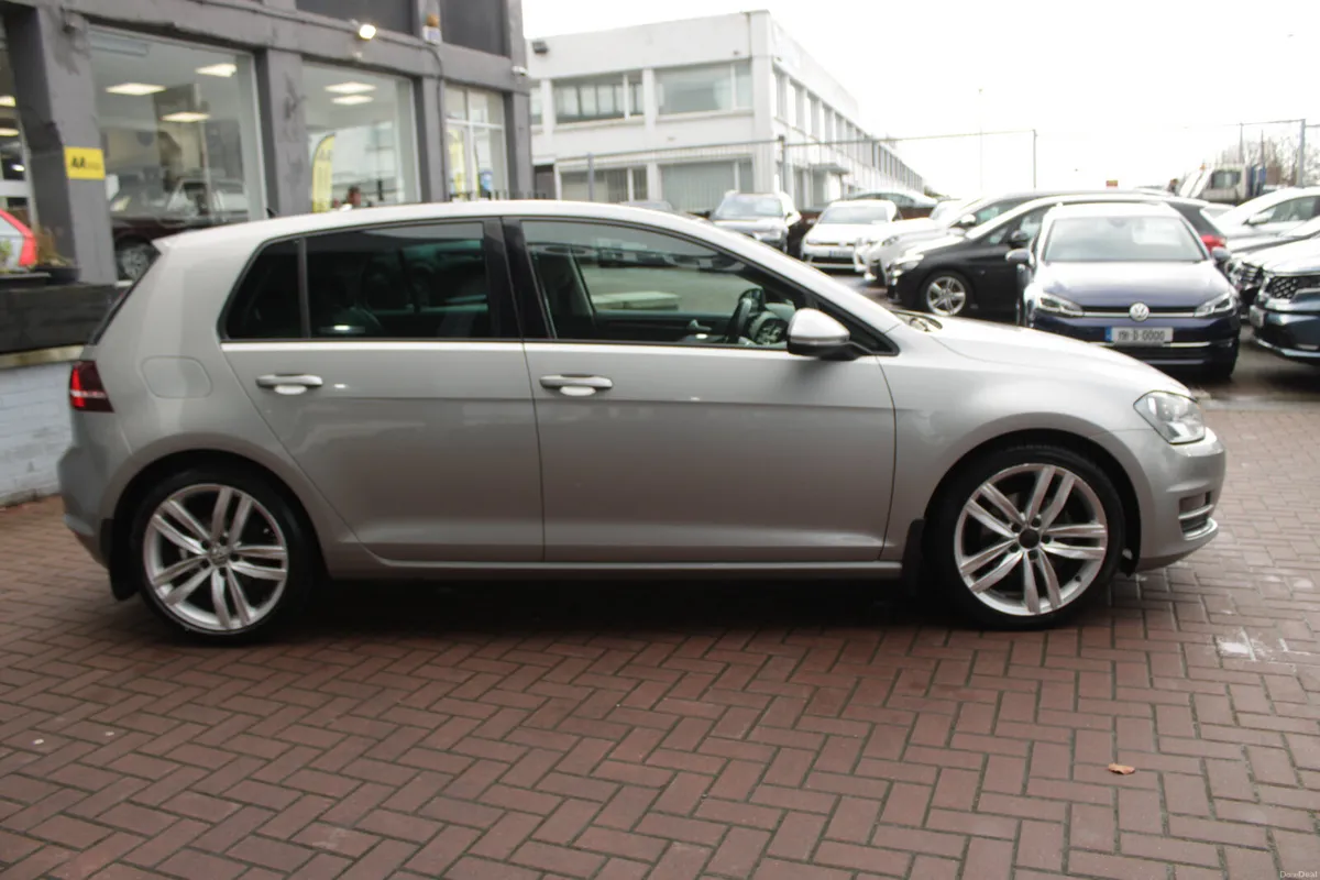 1.6 TDI HIGHLINE PLUS 110HP 5DR HATCHBACK // PANOR - Image 3