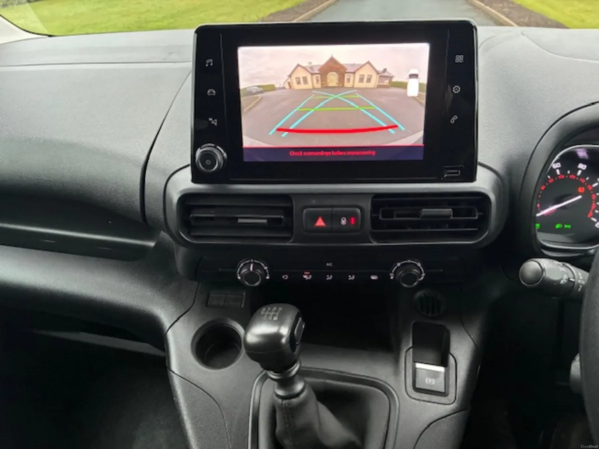 Citroen Berlingo Driver ** €215 VRT ** - Image 4