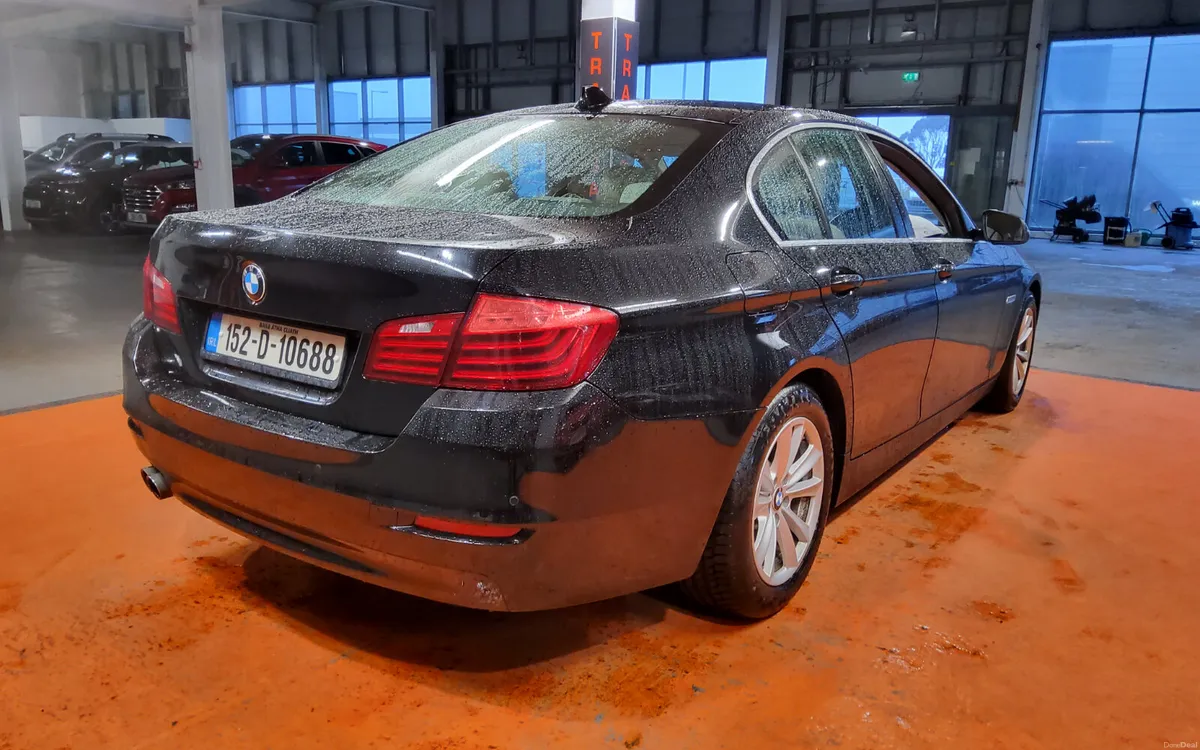 BMW 5-Series 2015 - Image 4