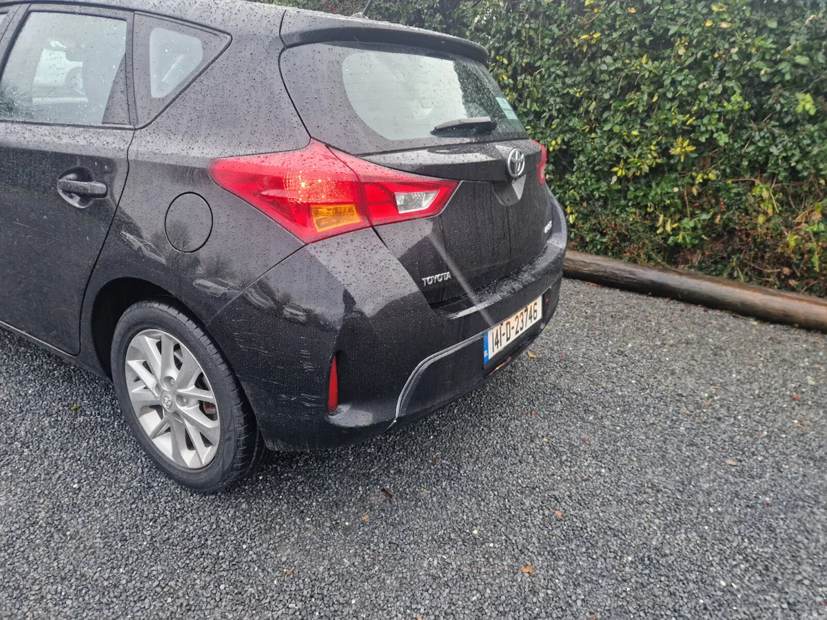 Toyota Auris D4D AURA 2014 - Image 4