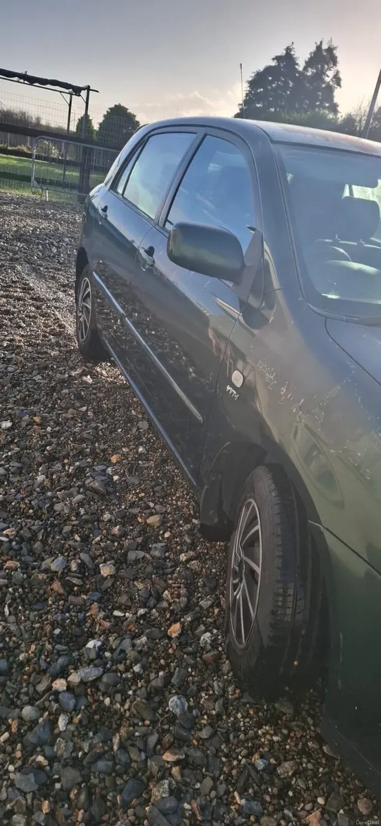 Toyota Corolla - Image 4