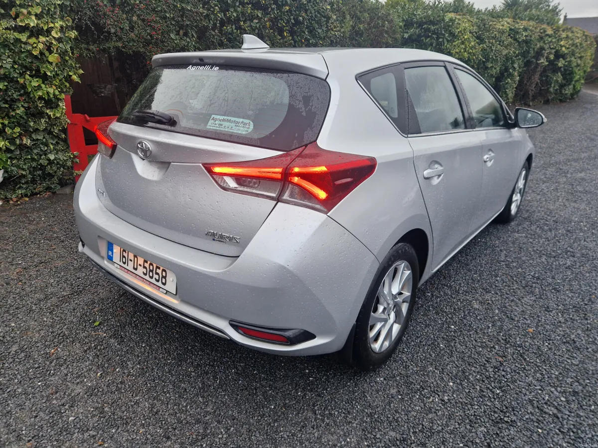 Toyota Auris LUNA  D4D 2016 - Image 4