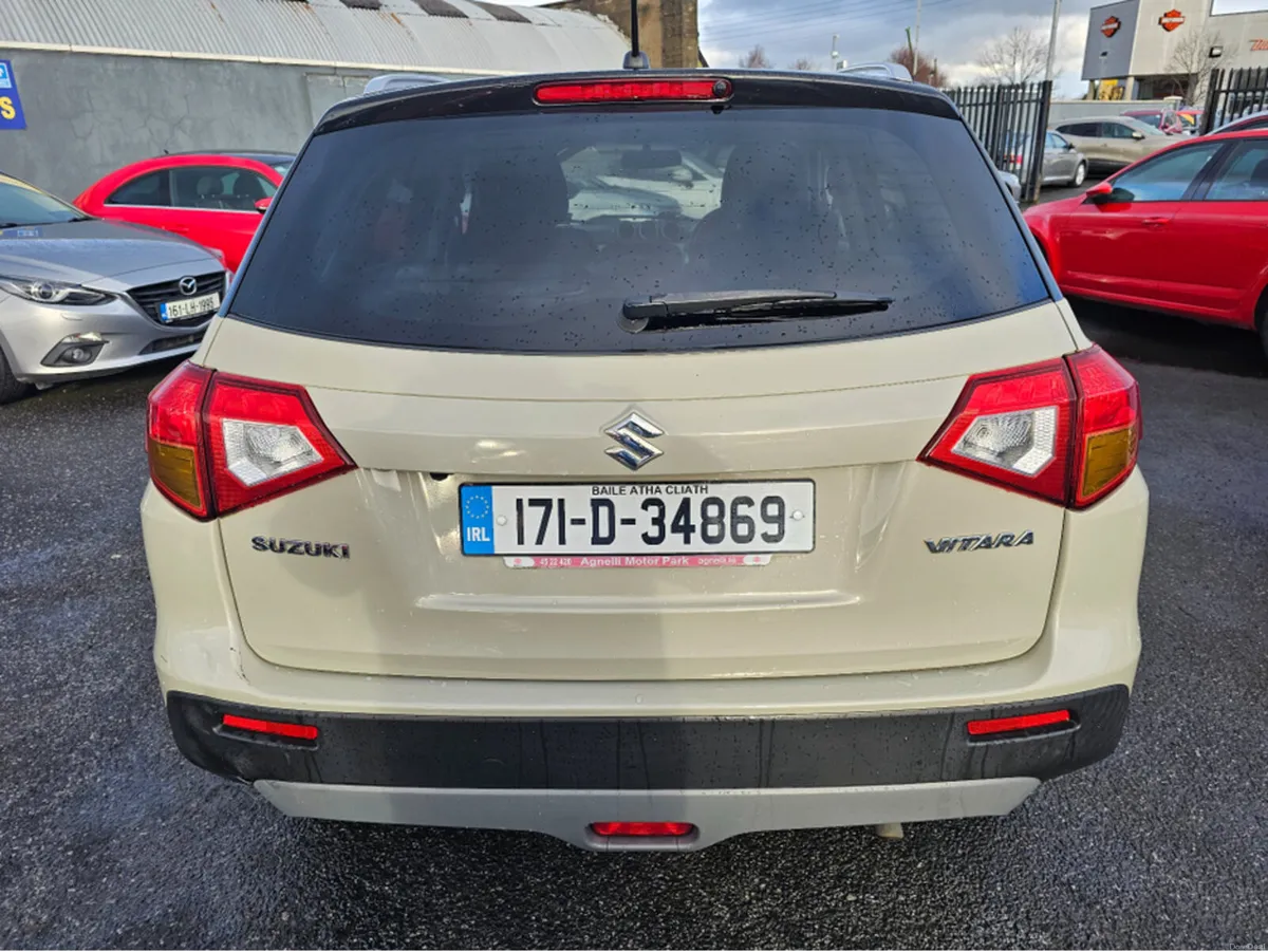 Suzuki Vitara SZ-T 5DR AUTO ** IRISH CAR ** STUNNI - Image 4