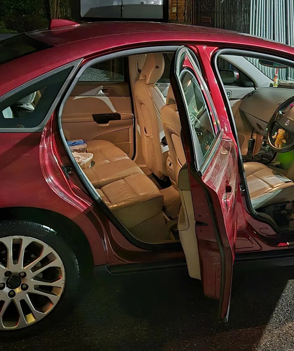 Volvo S40 *NCT *TAX - Image 4