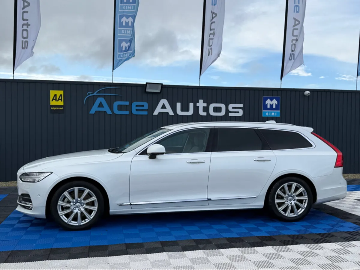Volvo V90 ** DEPOSIT TAKEN ** MOMENTUM - 2.0L DIES - Image 4