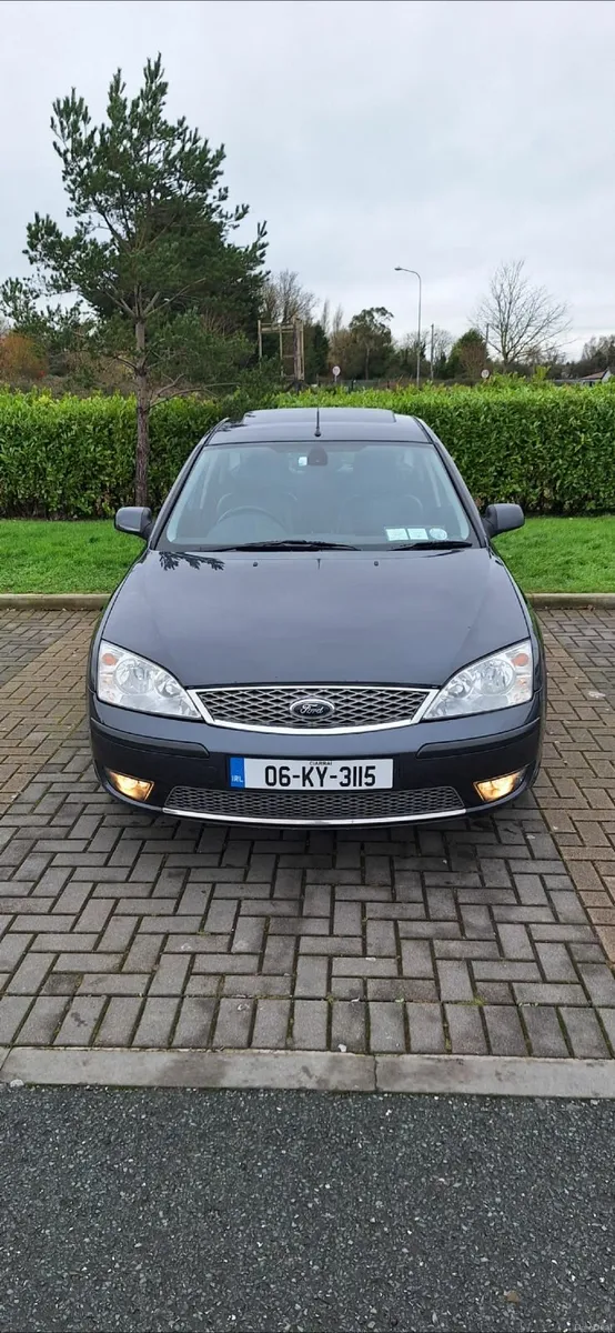 Ford Mondeo Ghia - Image 2