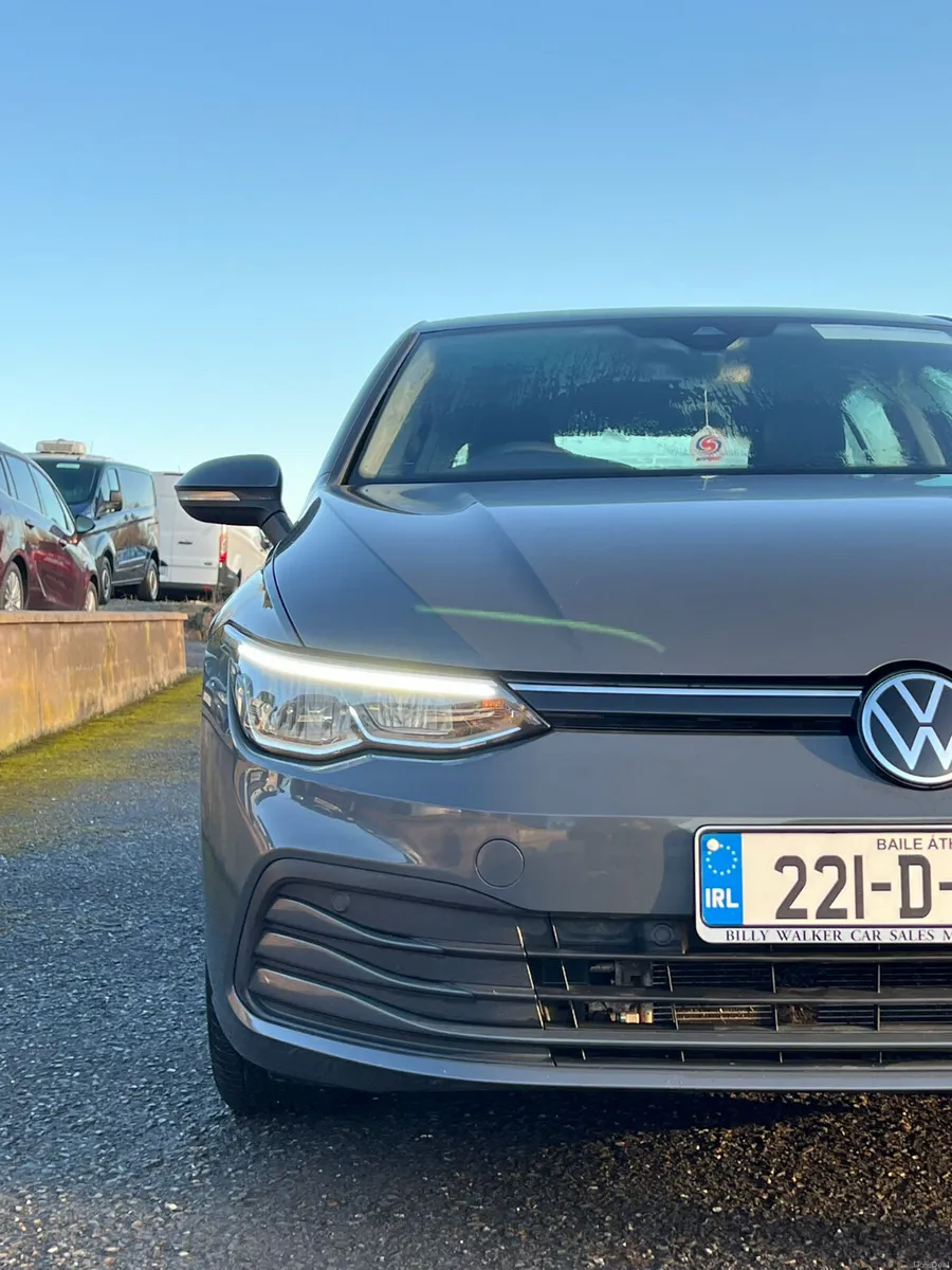 Volkswagen Golf 2022 - Image 2