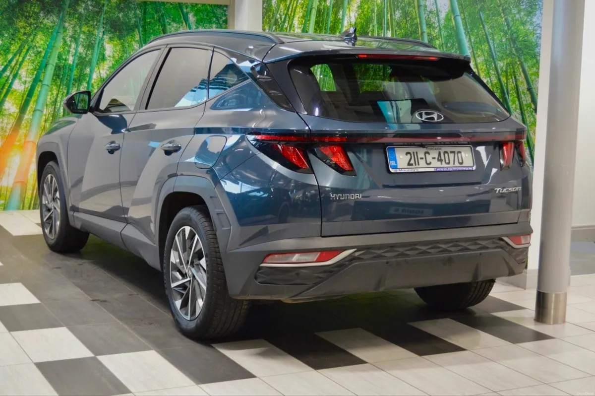 Hyundai Tucson 2WD Executive - Image 4