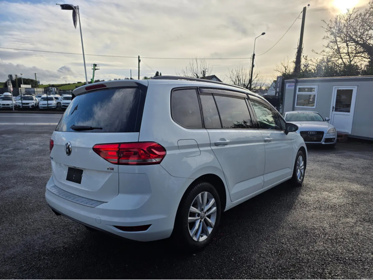 Volkswagen Touran 1.4 TSI AUTOMATIC 7 SEATER CARPL - Image 4
