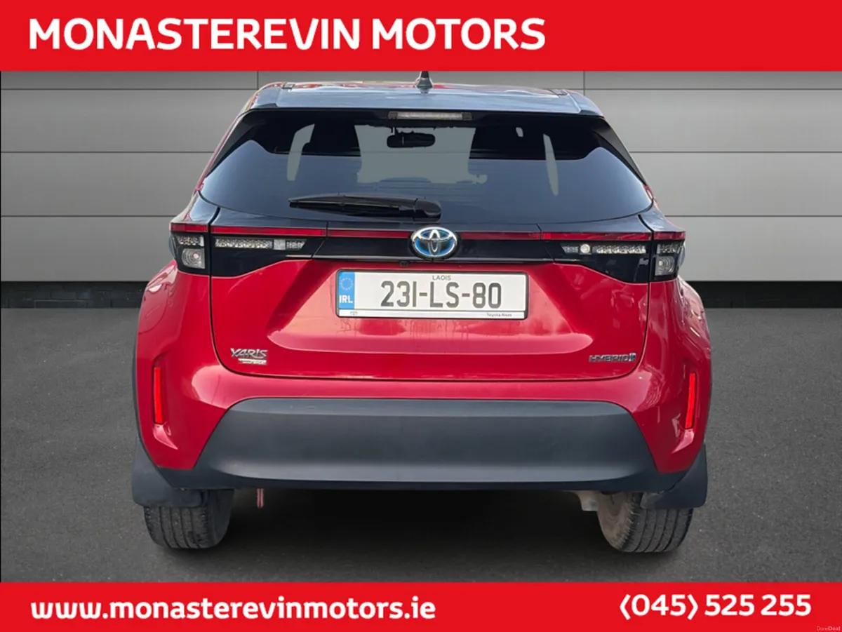 Toyota Yaris Cross CR CROSS LUNA SPORT 4DR AUTO - Image 4