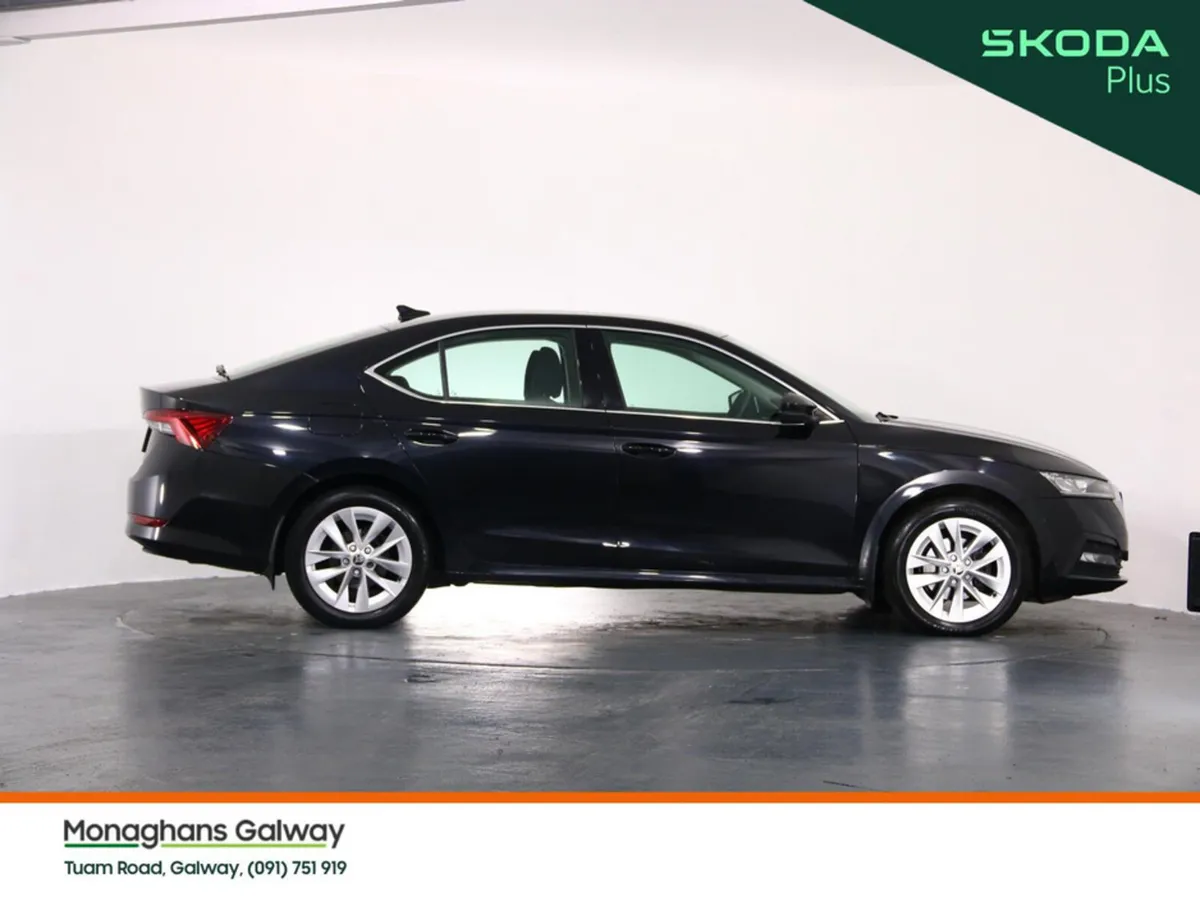 Skoda Octavia AMBITION 2.0 TDI 115HP 5DR - Image 3