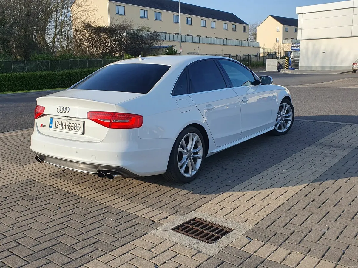 Audi S4, 2012 (B8.5) facelift with sport diff - Image 3