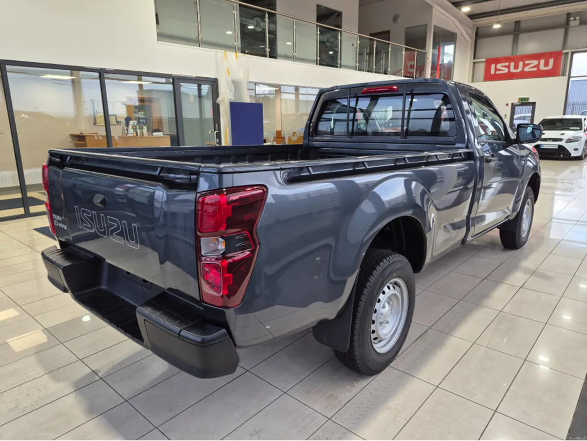 Isuzu D-Max Single Cab Auto - Image 3