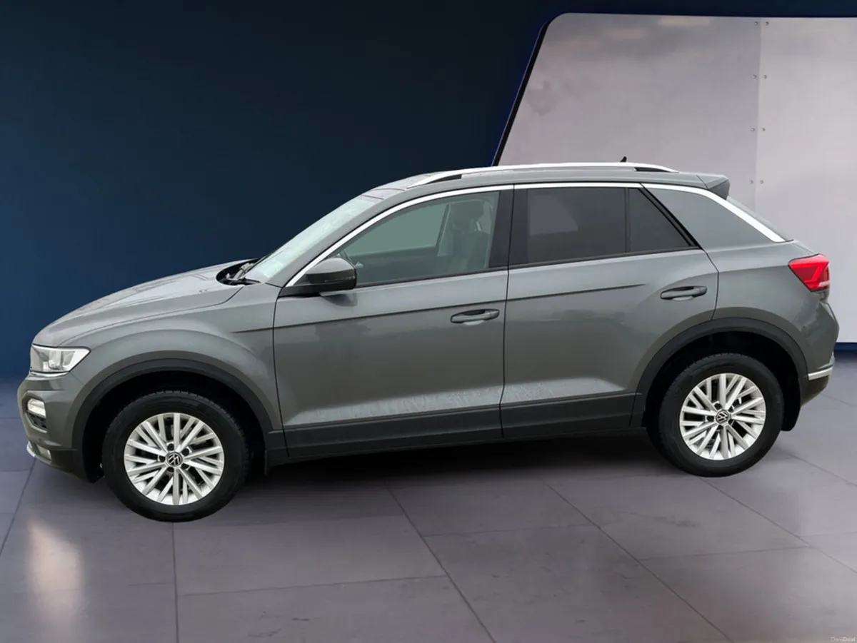 Volkswagen T-Roc DESIGN 1.6 TDI MANUAL 6SPEED FWD - Image 3
