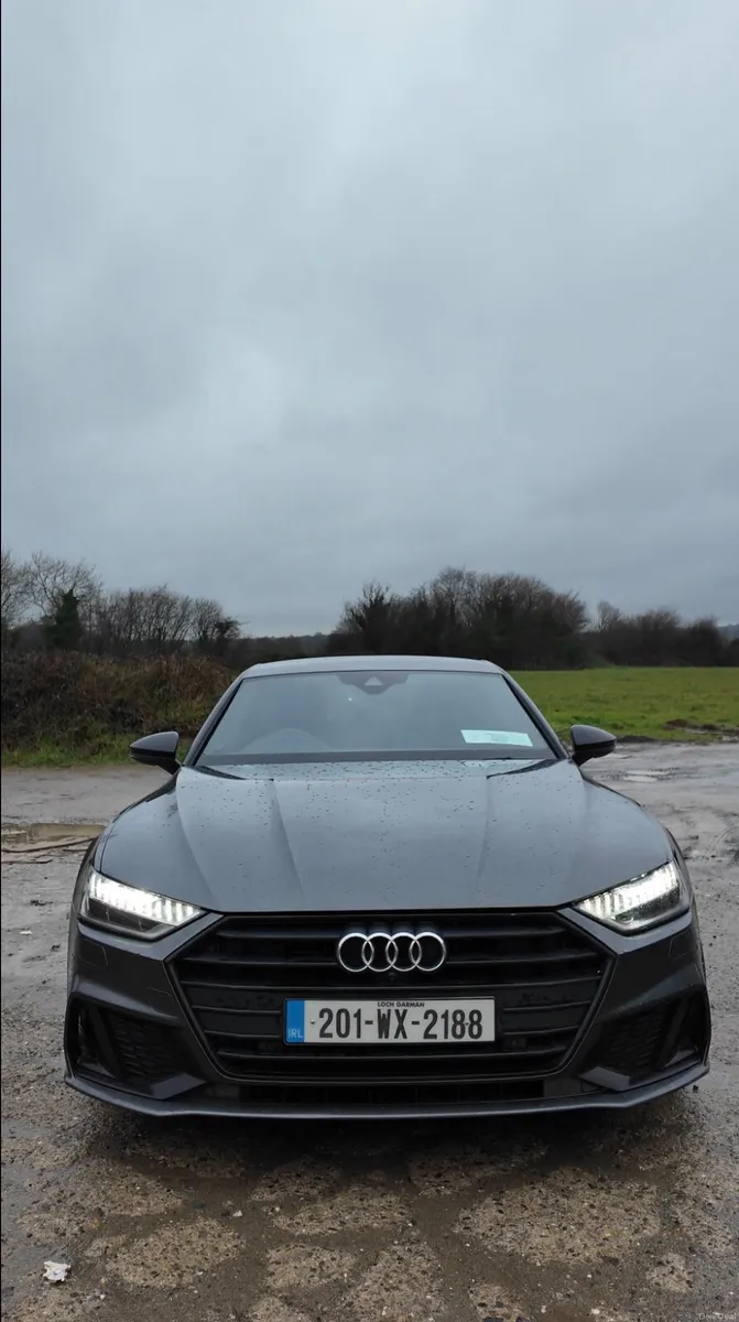 Black Edition Audi A7 2020 S-Line 40 TDI - Image 2