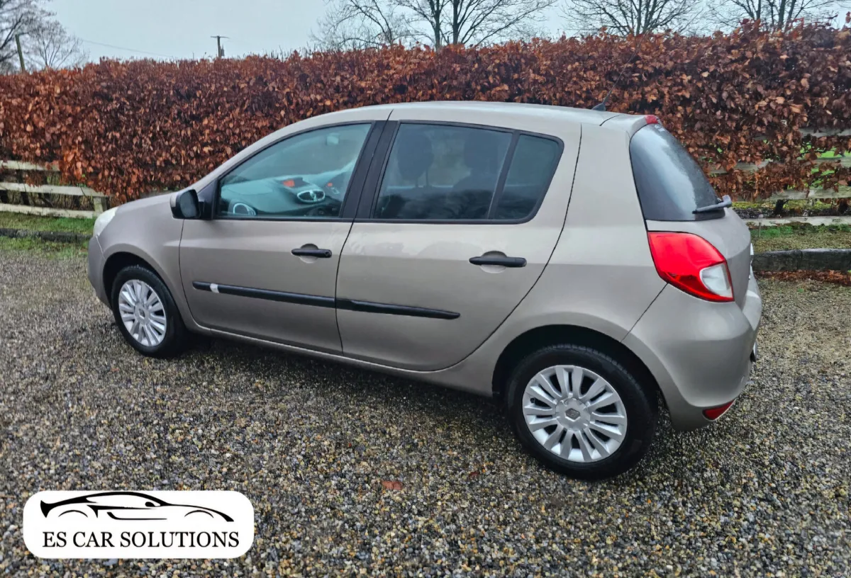 11 Renault Clio 1.1 Petrol New NCT 02/27 LOW MILEA - Image 3