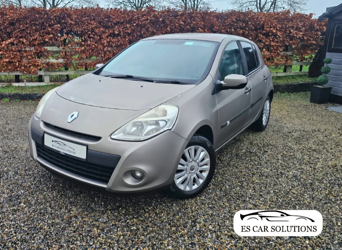 11 Renault Clio 1.1 Petrol New NCT 02/27 LOW MILEA - Image 1