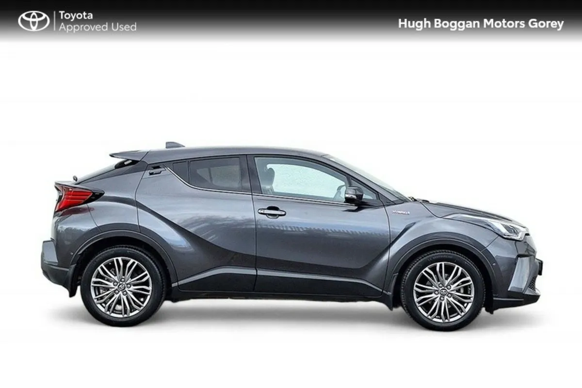 Toyota C-HR Sol Hybrid - Image 3