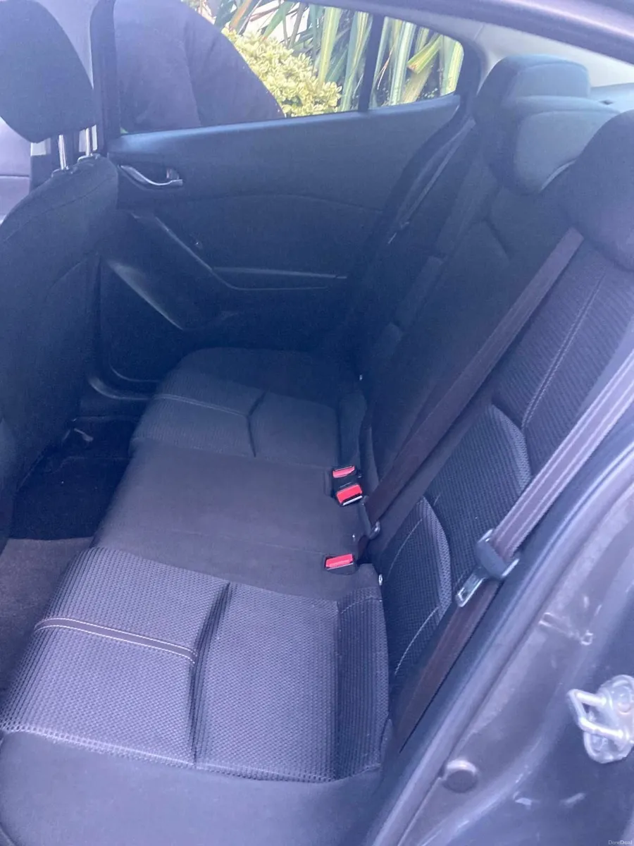 Mazda Mazda3 2017 - Image 4