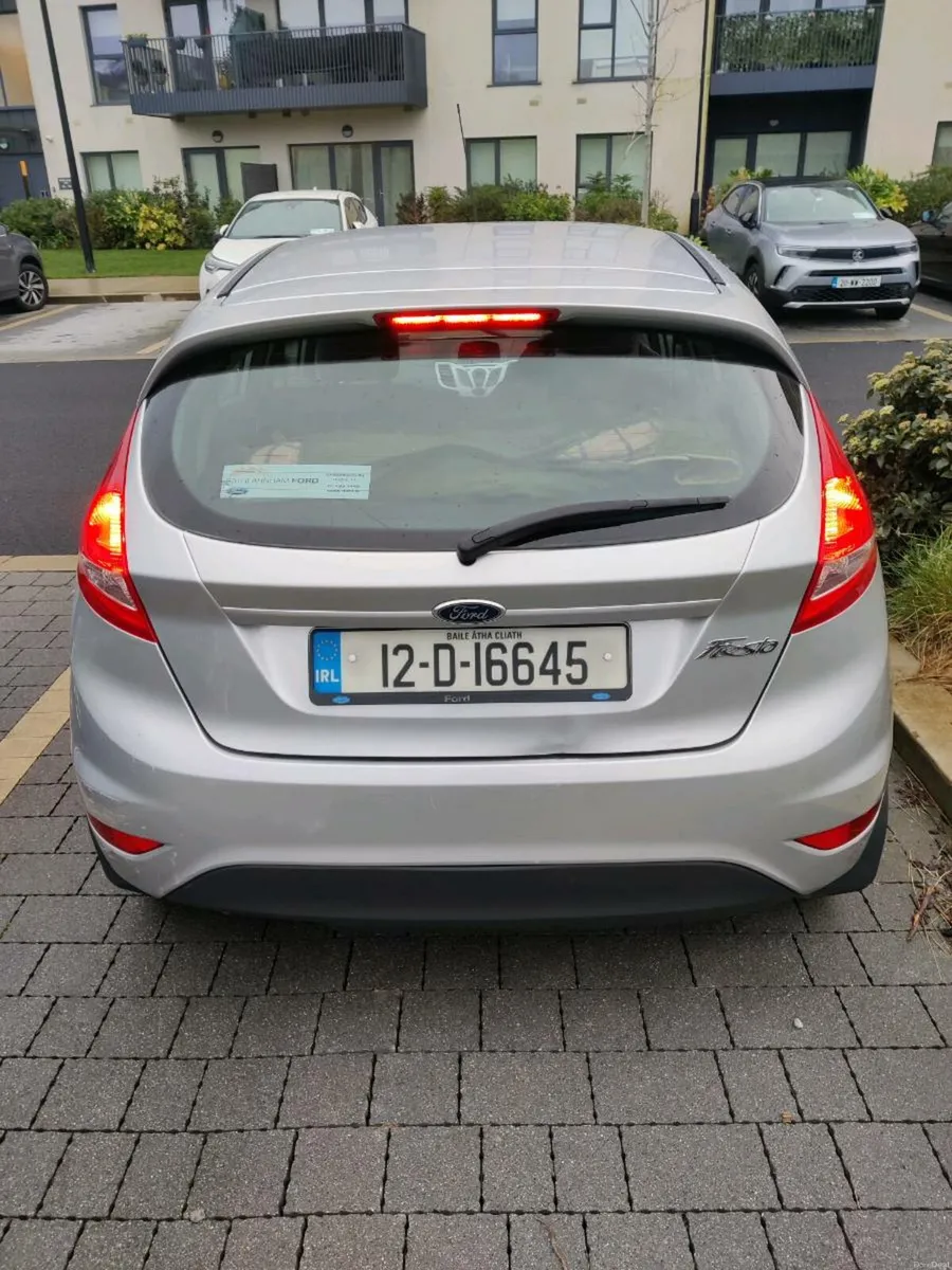 Ford fiesta - Image 4