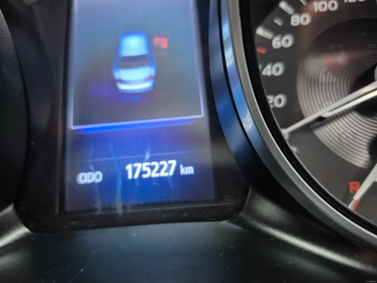 Toyota Avensis 2017 - Image 3