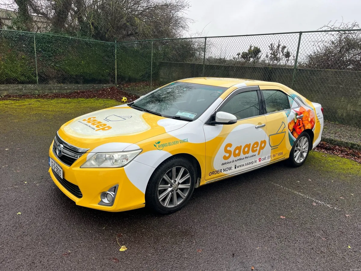 Toyota Camry 2.5 Hybrid 2012 - Image 2