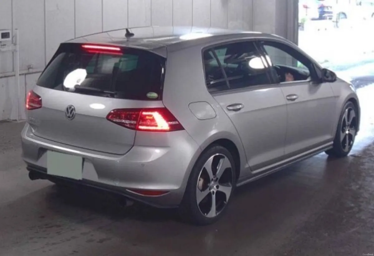 2015 VW GOLF GTI DSG DCC FRESH IMPORT - Image 3
