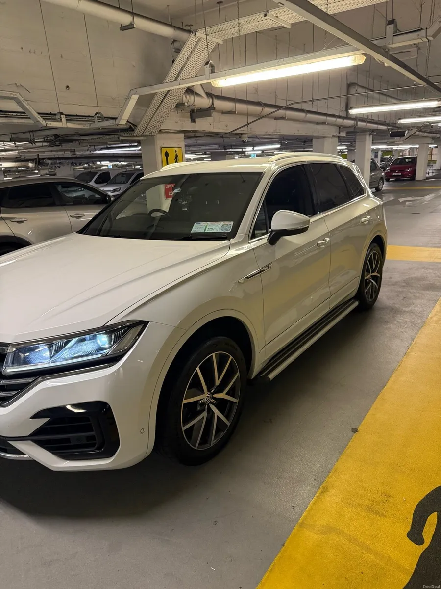 Volkswagen Touareg - Image 2