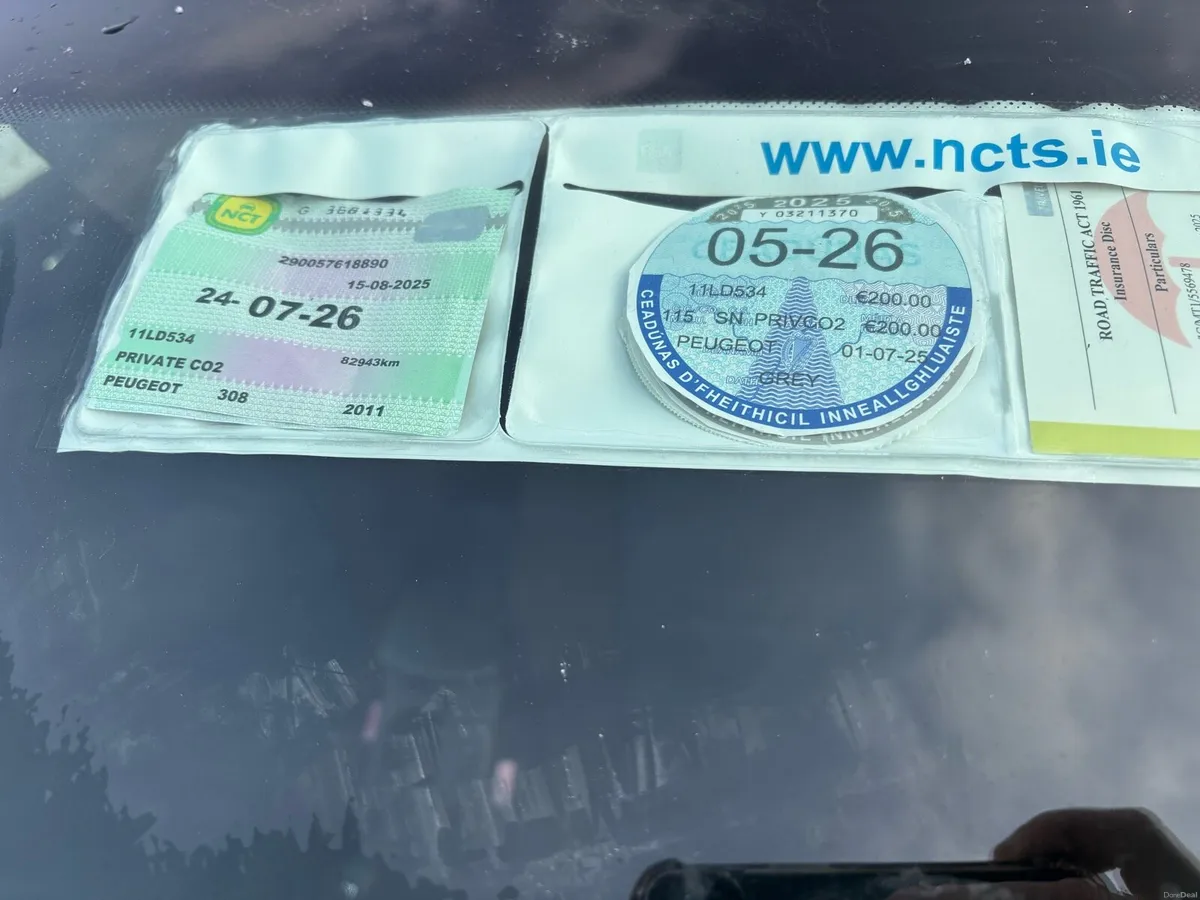 Peugeot 308 1.6HDI EXTREMELY LOW MILEAGE - Image 4