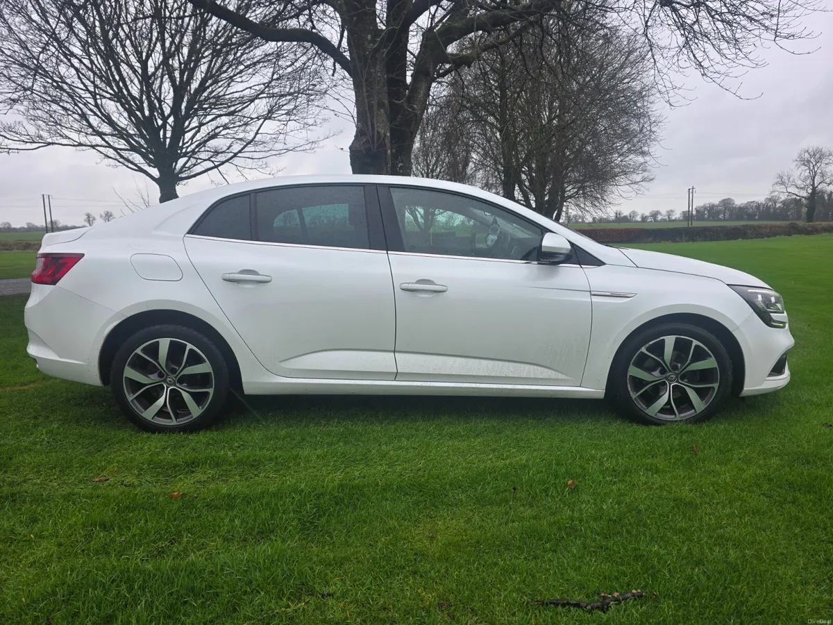 Renault Megane diesel ( NCT and TAX ) - Image 3