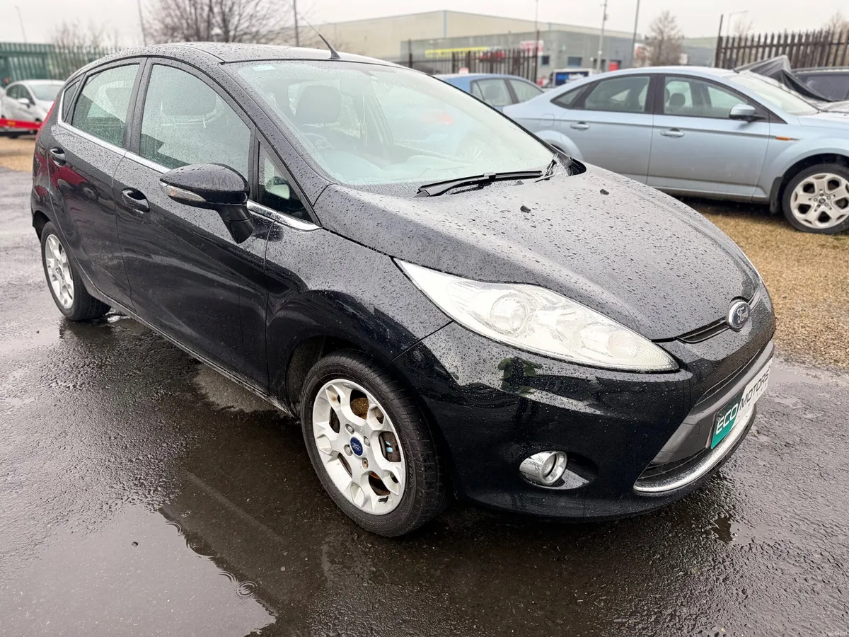 FORD FIESTA 2012 - LOW MILES - CHEAP INSURANCE - Image 1