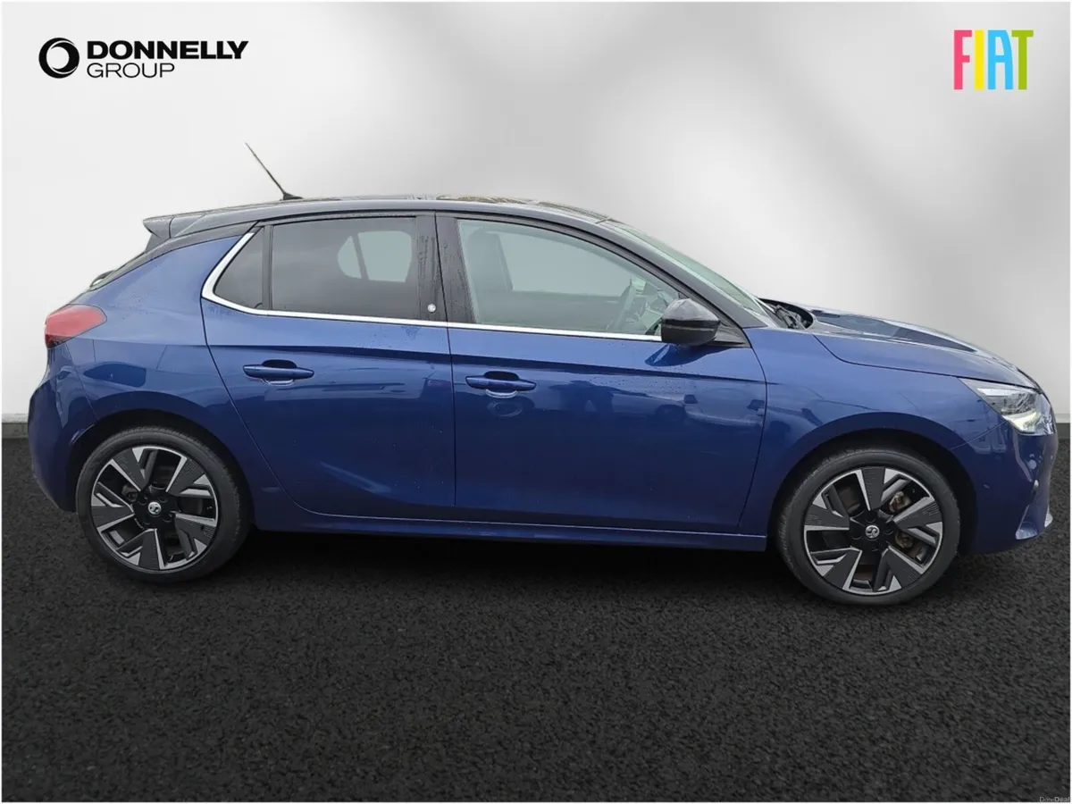 Vauxhall Corsa Electric Hatchback Elite Nav Premiu - Image 3