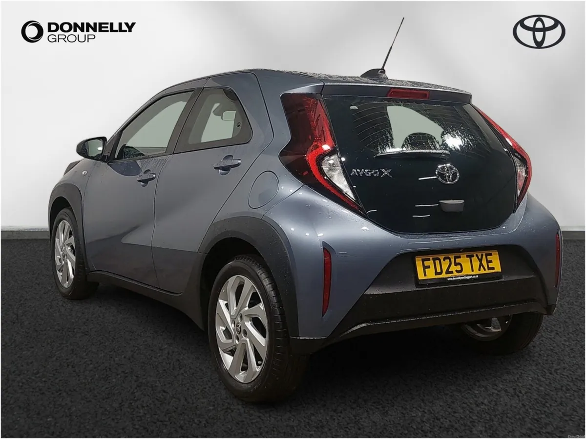 Toyota Aygo X Hatchback Pure - Image 2