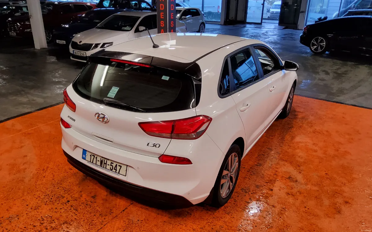 Hyundai i30 2017 - Image 3