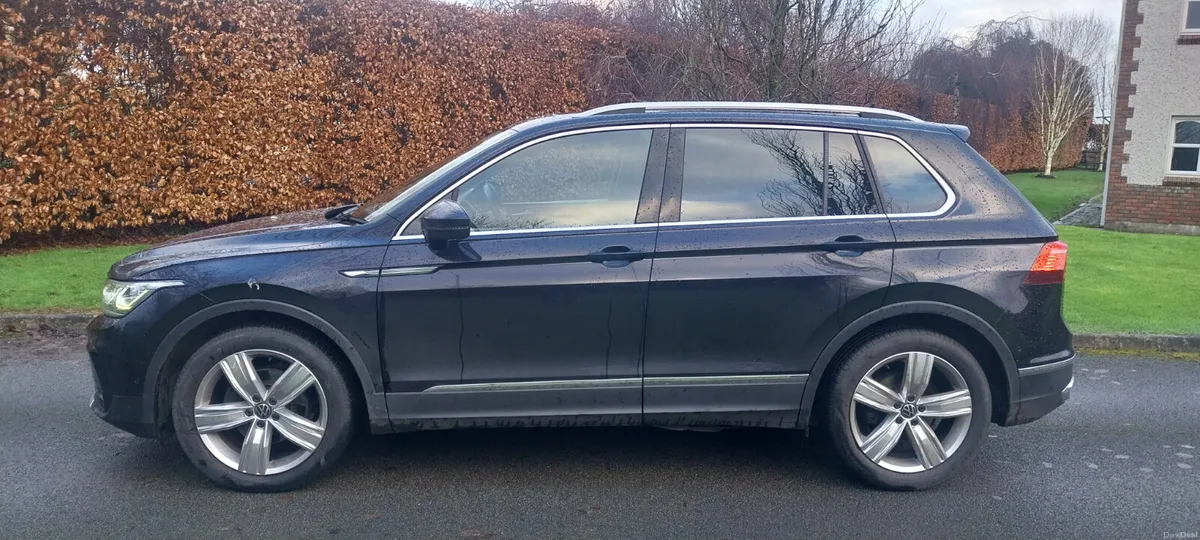 2021 Volkswagen Tiguan 2.0 TDI Eleg 150 Bhp TRADE - Image 4